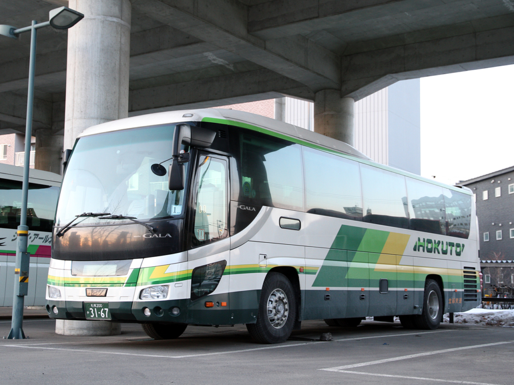 北都交通「オーロラ号号」「ポテトライナー」 3167