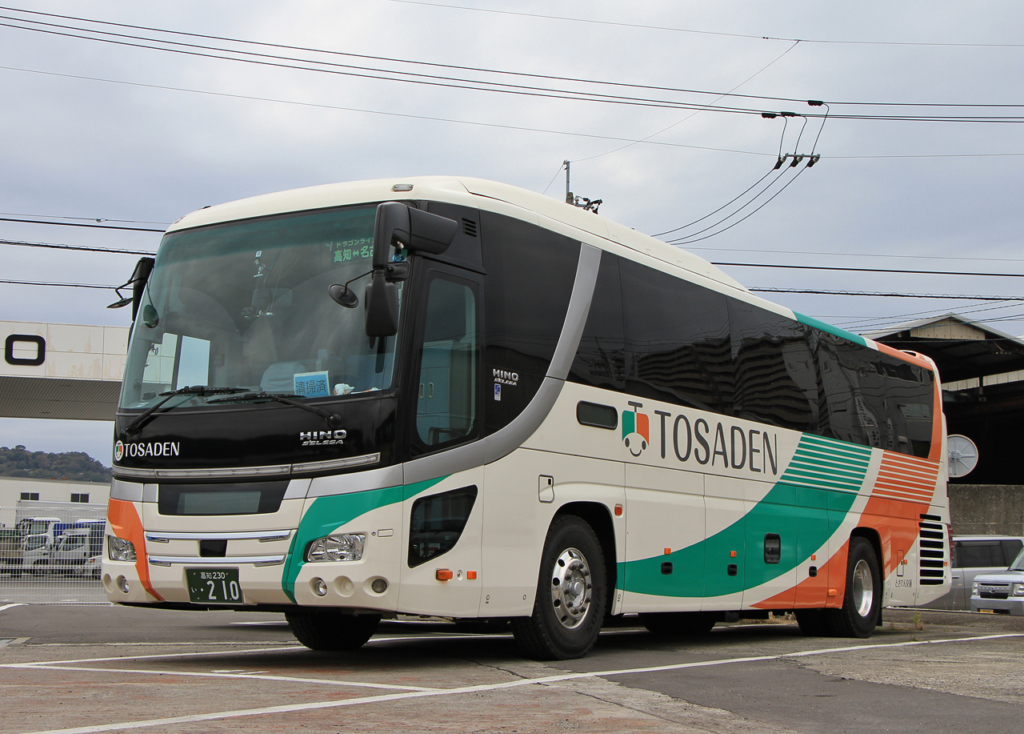 とさでん交通「ドラゴンライナー」 ・210_01