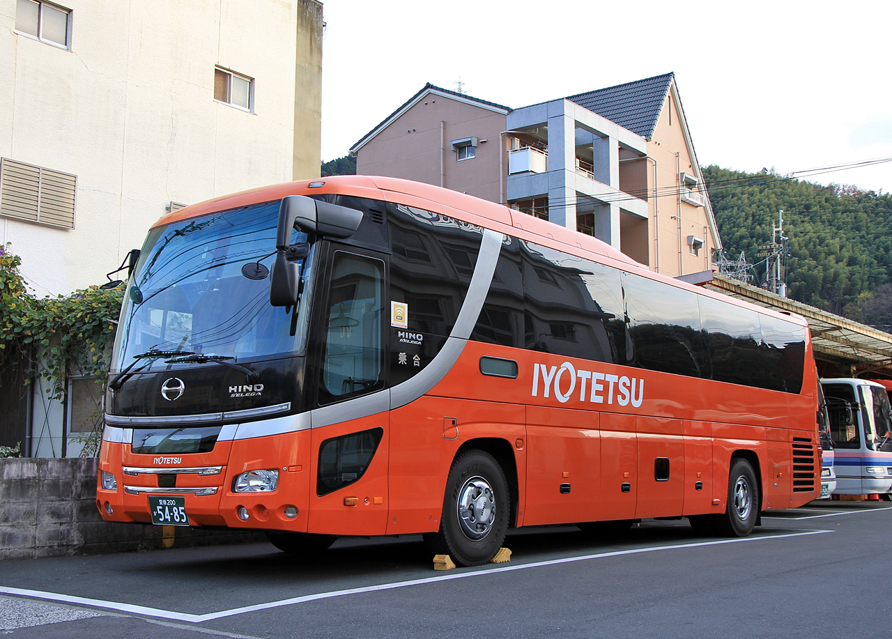 伊予鉄バス「オレンジライナー」名古屋線　5485_01